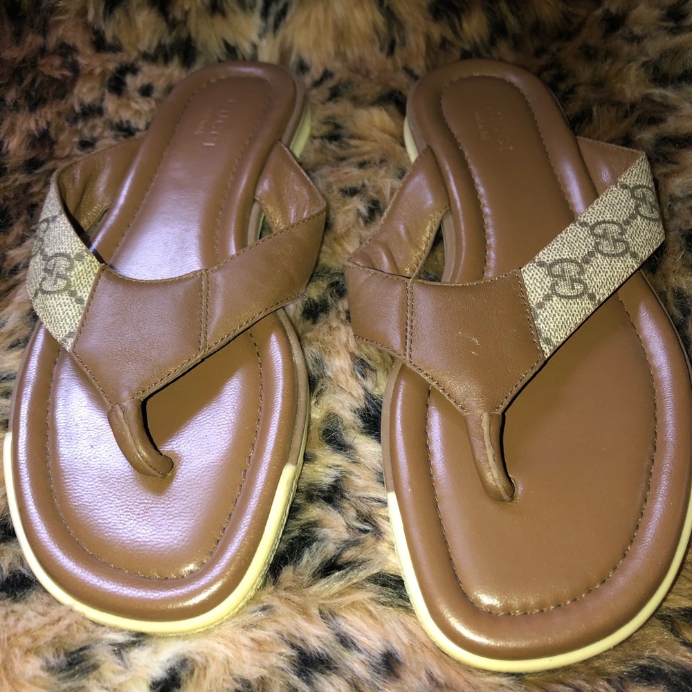 Gucci flip flops